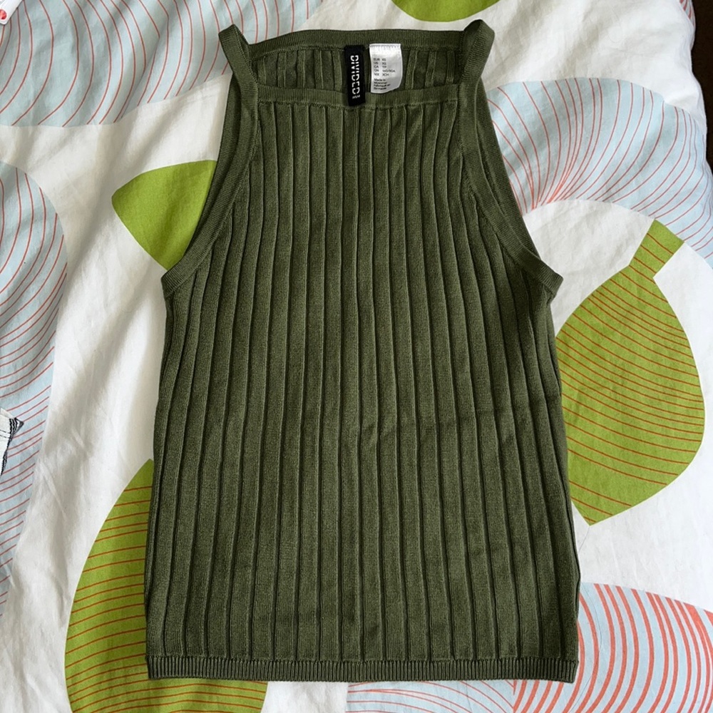 Olive green cropped tank top